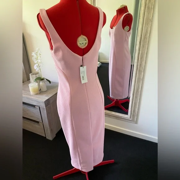 Size 12-14, Sheike soft baby pink sleeveless formal/evening dress lined - Picture 9 of 14